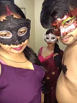 Snapshot of New_desi_bhabhi chatting on June 19, 5:50 pm New desi bhabhi online show from June 19, 5:50 pm