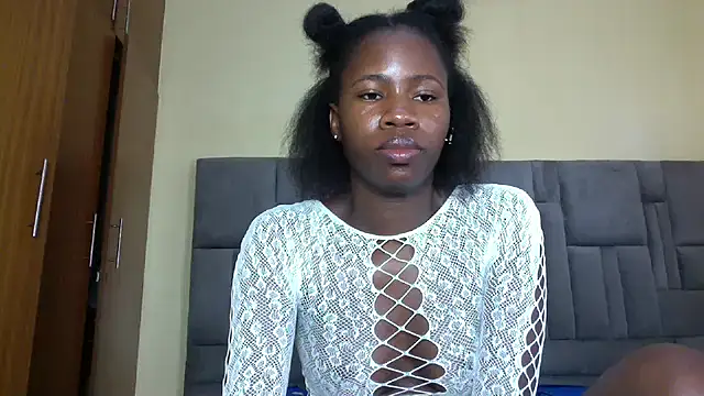 Cuteebony16 online show from July 30, 12:48 pm