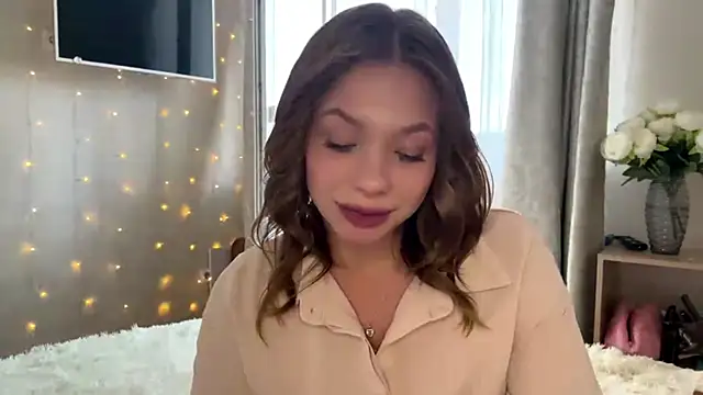 Snapshot of Lia_be_mine chatting on July 3, 7:59 am Lia be mine online show from July 3, 7:59 am