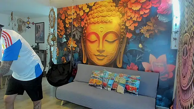 Snapshot of Miguel_angeel_ chatting on June 4, 2:23 pm Miguel angeel online show from June 4, 2:23 pm