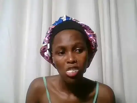 Snapshot of Sleek_petite chatting on June 19, 6:34 pm Sleek petite online show from June 19, 6:34 pm