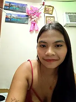 Snapshot of lady_soda chatting on May 21, 7:04 am lady soda online show from May 21, 7:04 am