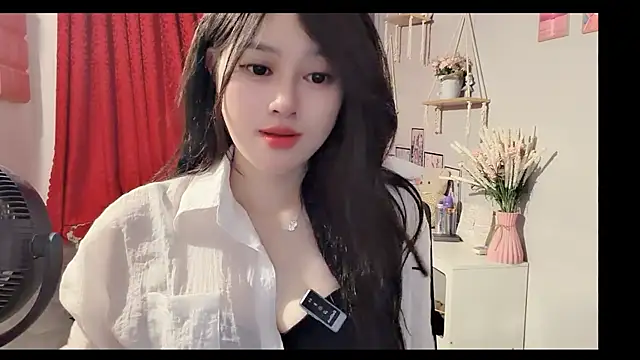 Bee-Cherry online show from June 27, 6:18 am
