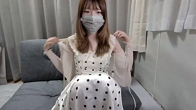 Snapshot of ichigochan25 chatting on June 15, 12:40 pm ichigochan25 online show from June 15, 12:40 pm