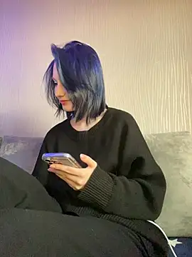 Snapshot of Glissadaaa chatting on June 15, 4:31 pm Glissadaaa online show from June 15, 4:31 pm