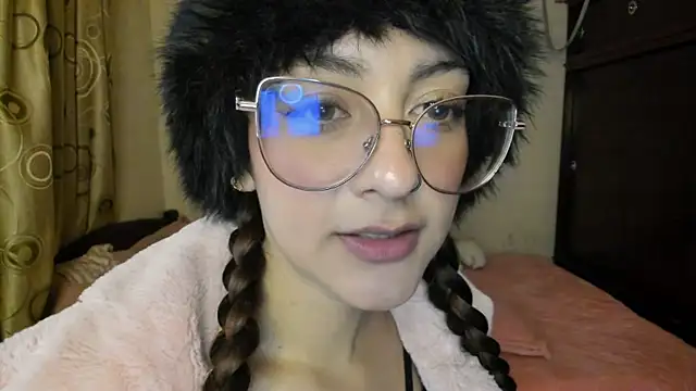 Lucy Doll85 online show from July 28, 1:45 am