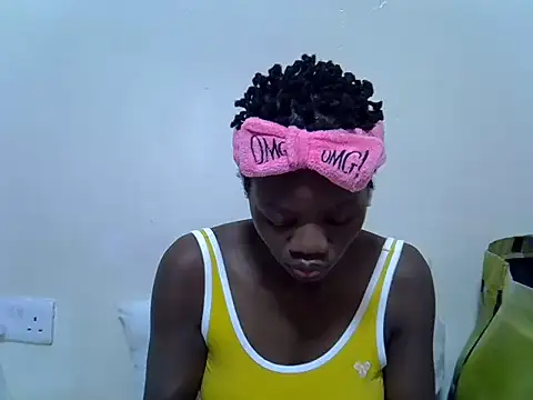 Twerliee online show from June 5, 7:19 pm