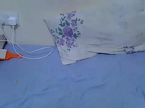 Twerliee online show from June 11, 2:33 am