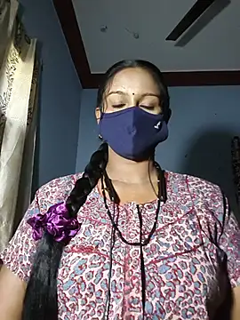 Snapshot of madhushree143 chatting on June 3, 4:37 am madhushree143 online show from June 3, 4:37 am