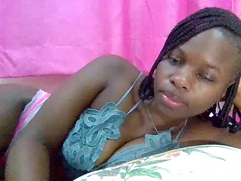 ebonyprincess2 online show from July 21, 3:42 am
