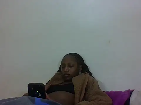 Snapshot of vinsishly chatting on June 11, 2:53 am vinsishly online show from June 11, 2:53 am