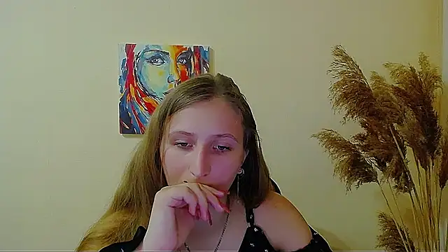 Snapshot of Jenny_smille_ chatting on June 10, 6:45 am Jenny smille online show from June 10, 6:45 am
