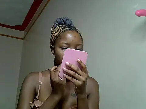 Snapshot of Pretty_kitty48 chatting on May 27, 7:27 am Pretty kitty48 online show from May 27, 7:27 am