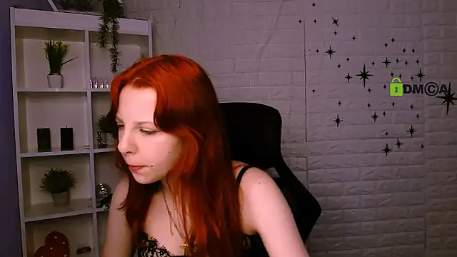 Snapshot of kriss_babyyy chatting on June 13, 7:23 pm kriss babyyy online show from June 13, 7:23 pm