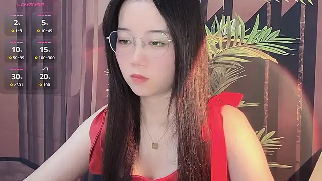 Snapshot of 77-Vicky chatting on June 2, 6:48 am 77-Vicky online show from June 2, 6:48 am