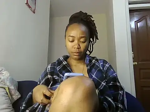 Snapshot of atara_seren chatting on June 9, 2:23 am atara seren online show from June 9, 2:23 am