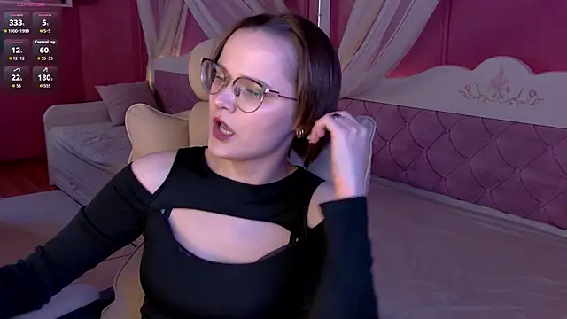 AgnesRay online show from June 18, 7:18 pm