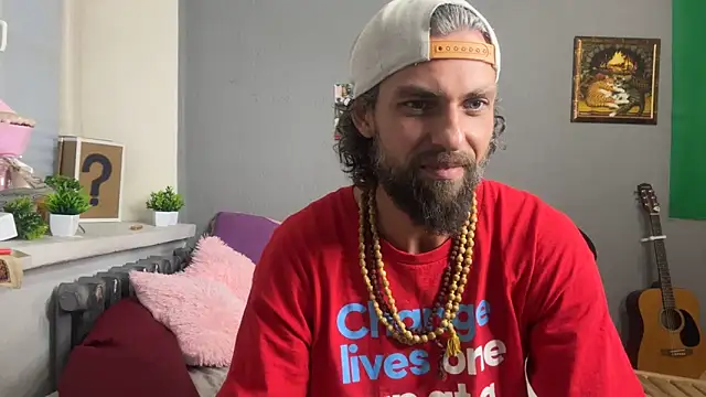 Snapshot of roberto_gray chatting on June 10, 7:35 pm roberto gray online show from June 10, 7:35 pm