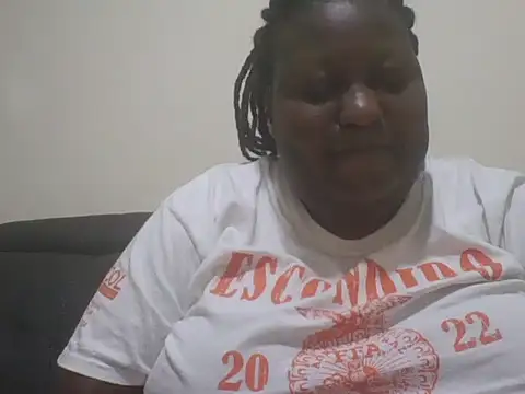 fat ebonyqueen online show from June 1, 9:05 pm