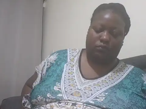 fat ebonyqueen online show from June 11, 12:32 am