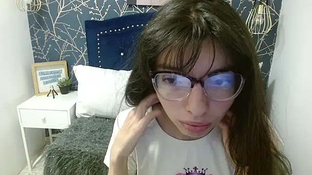 Allyshon  online show from June 2, 7:49 pm