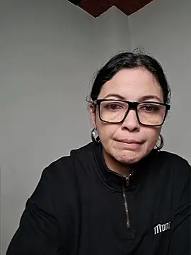 Snapshot of Scarlett_Valnyx chatting on June 10, 1:10 pm Scarlett Valnyx online show from June 10, 1:10 pm