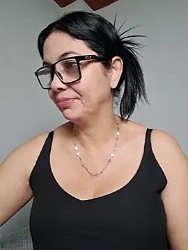 Snapshot of Scarlett_Valnyx chatting on June 11, 12:58 pm Scarlett Valnyx online show from June 11, 12:58 pm