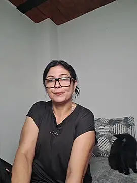 Snapshot of Scarlett_Valnyx chatting on June 12, 1:21 pm Scarlett Valnyx online show from June 12, 1:21 pm