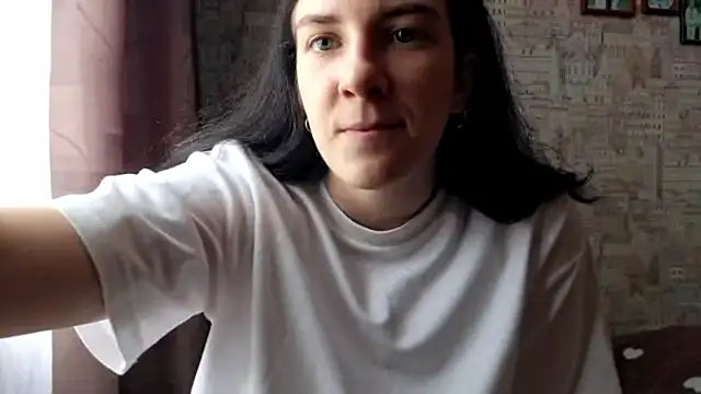 Snapshot of MoroseViki chatting on June 8, 9:09 am MoroseViki online show from June 8, 9:09 am