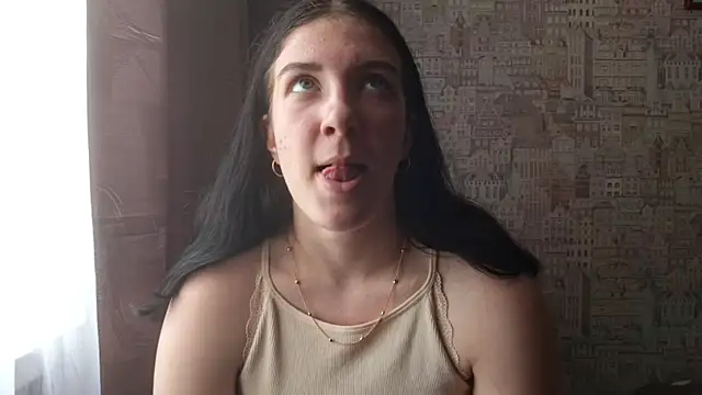 Snapshot of MoroseViki chatting on June 12, 9:52 am MoroseViki online show from June 12, 9:52 am