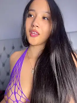 amara huxly online show from July 20, 7:49 pm
