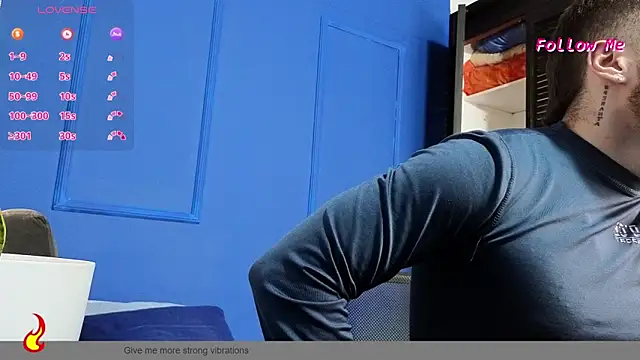 Brandon 01 online show from June 11, 8:18 pm