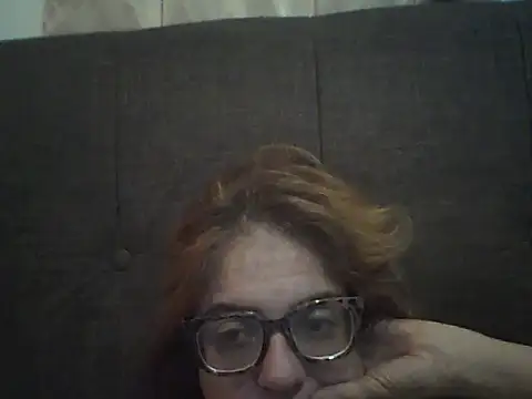 Snapshot of elaagata chatting on June 16, 8:06 am elaagata online show from June 16, 8:06 am