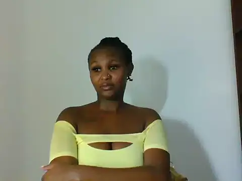 Snapshot of Blonde_lexxy chatting on June 19, 12:48 am Blonde lexxy online show from June 19, 12:48 am