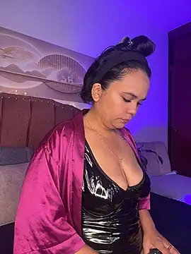 NoahJade online show from June 14, 10:39 am