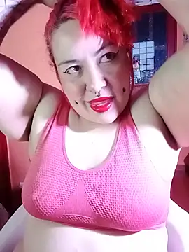 bruja sscarlata online show from July 28, 6:20 pm