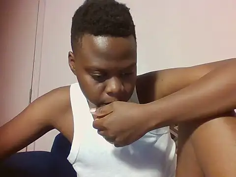 Snapshot of preety_ebony23 chatting on June 15, 7:27 pm preety ebony23 online show from June 15, 7:27 pm