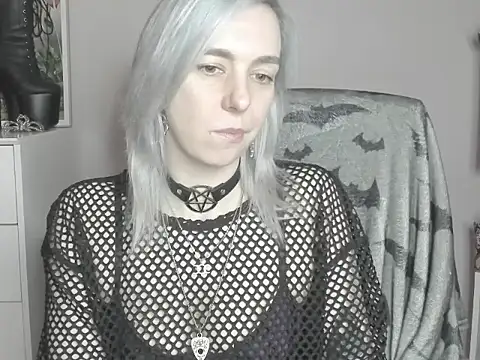 Snapshot of velvetanne chatting on July 23, 6:44 am velvetanne online show from July 23, 6:44 am