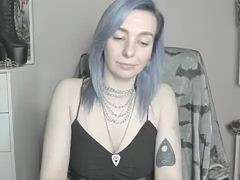 Snapshot of velvetanne chatting on July 28, 11:17 am velvetanne online show from July 28, 11:17 am