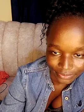 Snapshot of Ebonybliss_ chatting on June 2, 10:45 pm Ebonybliss online show from June 2, 10:45 pm