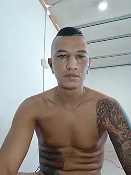 Andreesr online show from May 29, 2:04 pm