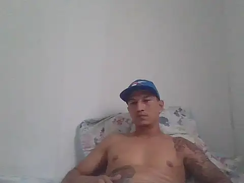 Andreesr online show from August 1, 5:23 pm