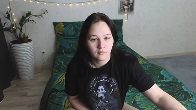 Snapshot of Tori_cute chatting on June 3, 2:58 am Tori cute online show from June 3, 2:58 am