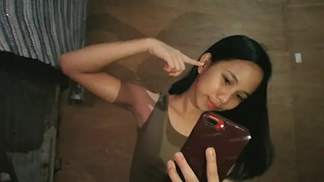 Snapshot of BubblyVibe27 chatting on July 2, 12:22 pm BubblyVibe27 online show from July 2, 12:22 pm