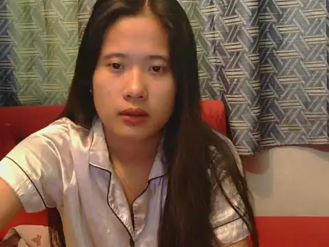 Snapshot of petiteasian_pinaygirl chatting on June 5, 1:12 am petiteasian pinaygirl online show from June 5, 1:12 am