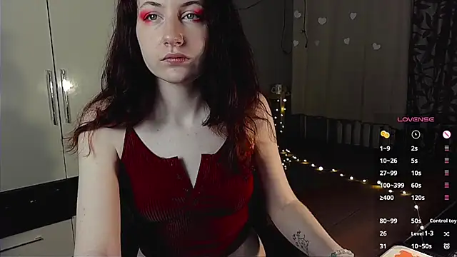 PricklyPeach online show from July 19, 9:07 pm