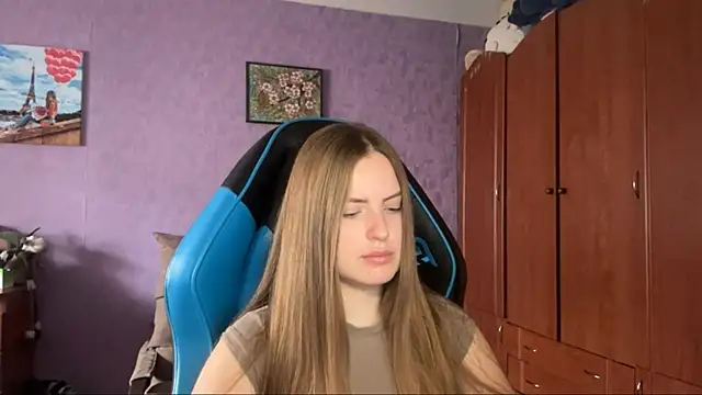 Snapshot of SilkSinner_ chatting on May 26, 7:59 am SilkSinner online show from May 26, 7:59 am