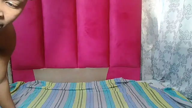 YummyMilkyLane online show from June 7, 6:06 am