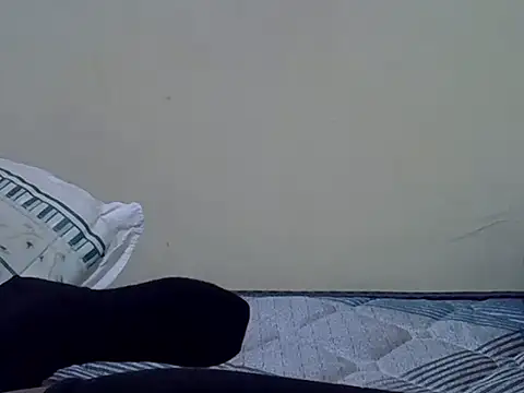 Snapshot of sugarplum18 chatting on June 14, 1:35 pm sugarplum18 online show from June 14, 1:35 pm