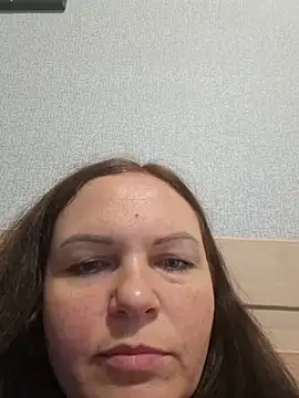Snapshot of Meri_a chatting on June 14, 5:37 pm Meri a online show from June 14, 5:37 pm